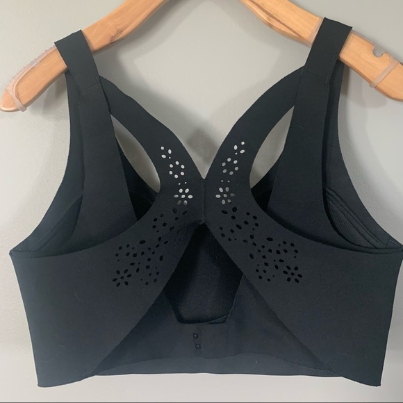 Victoria's Secret Sport Bra Angel Maximum Support - Picture 3 of 6